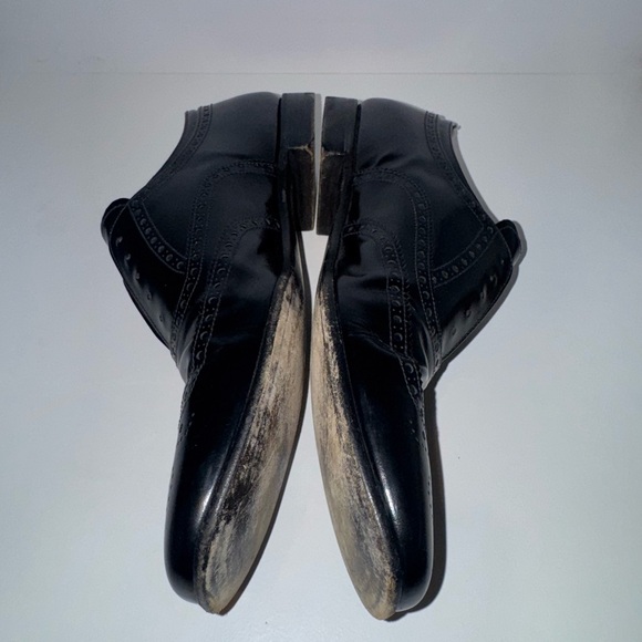 Prada Men’s Wingtip Dress Shoes Size 10 - Picture 4 of 10